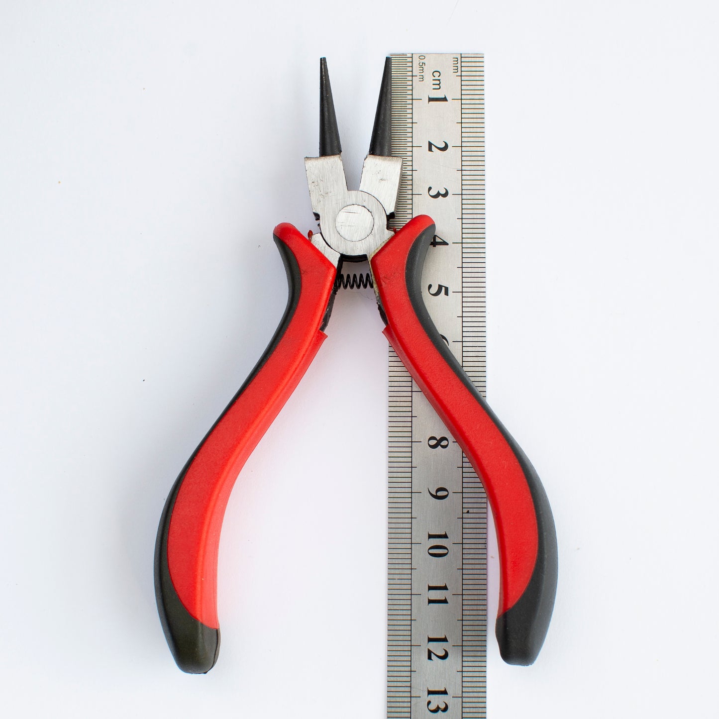 Round Nose Jewelry Pliers: Stainless Steel Wire Forming Tool