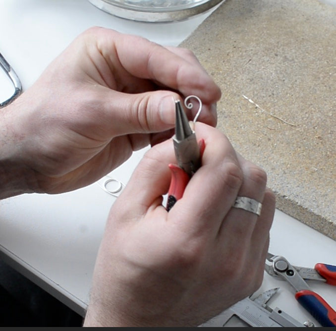 Filigree Wire Making Video, Handmade Wire Video Process, Silversmithing Tutorial, Fine Silver Wire Crafting, Making Jewelry, Digital File