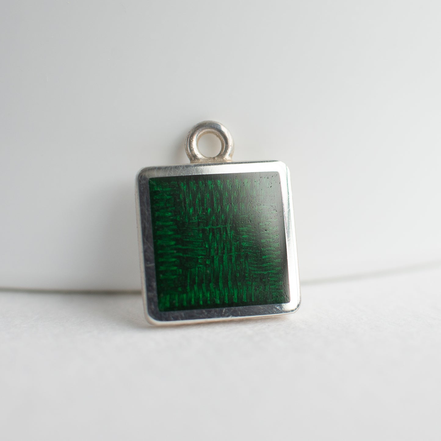 Green Transparent Enamel Powder No. 124B, 25g.