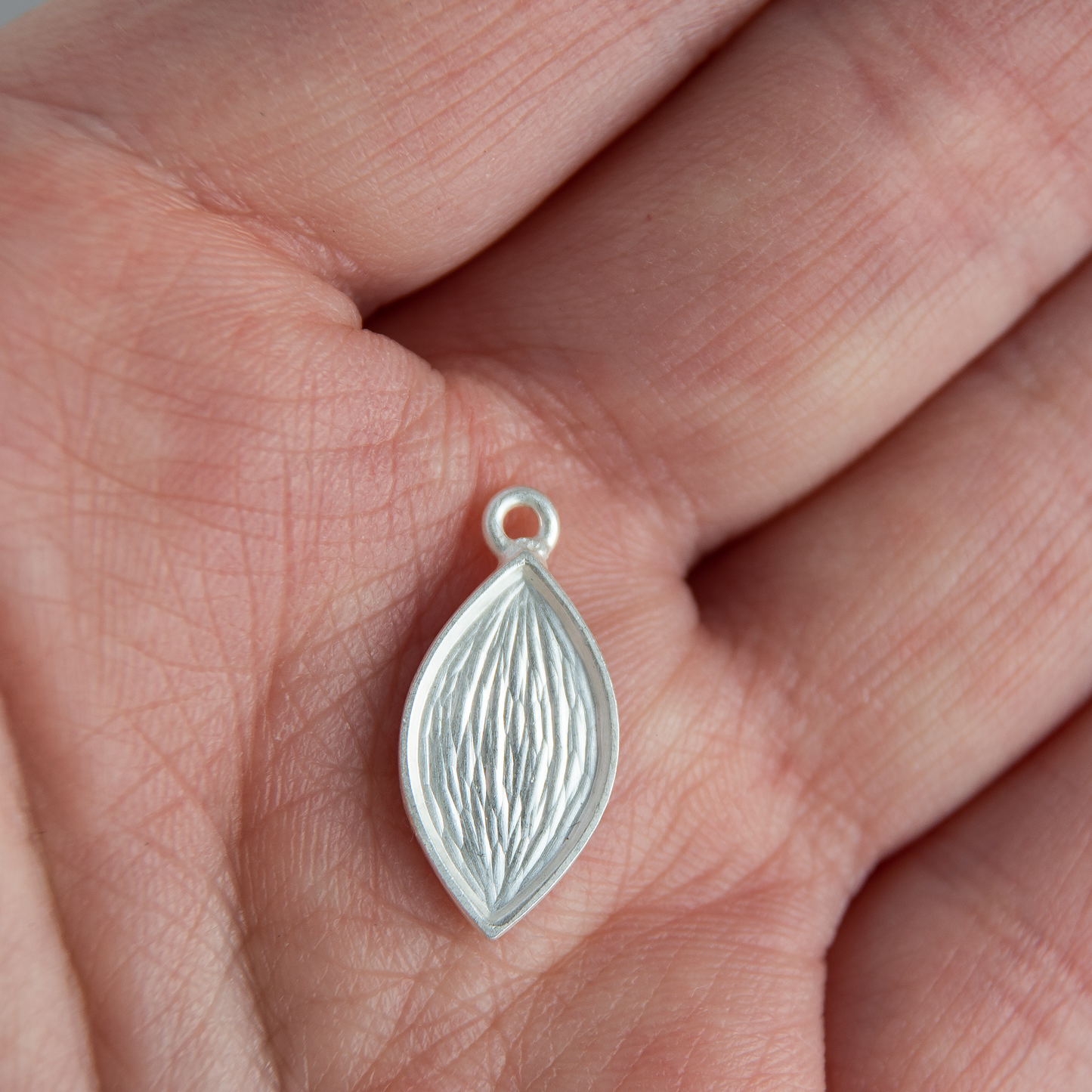 Leaf Form Sterling Silver 16x8 mm Blank For Enamelling, No Need To Add Foil Or Counter Enamel, 925 Form Prepared For Cloisonne Enamelling