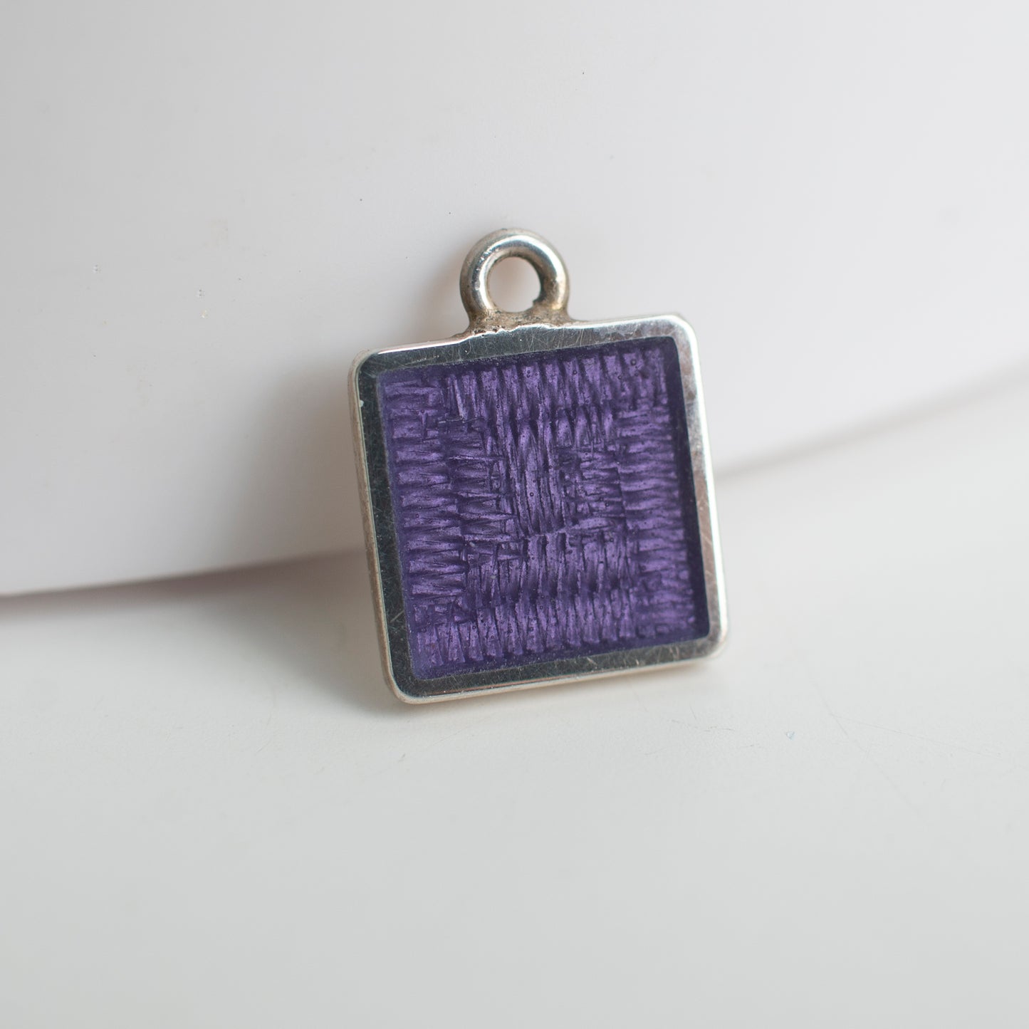 NINOMIYA No. N72 Pale Violet Transparent Vitreous Enamel Powder