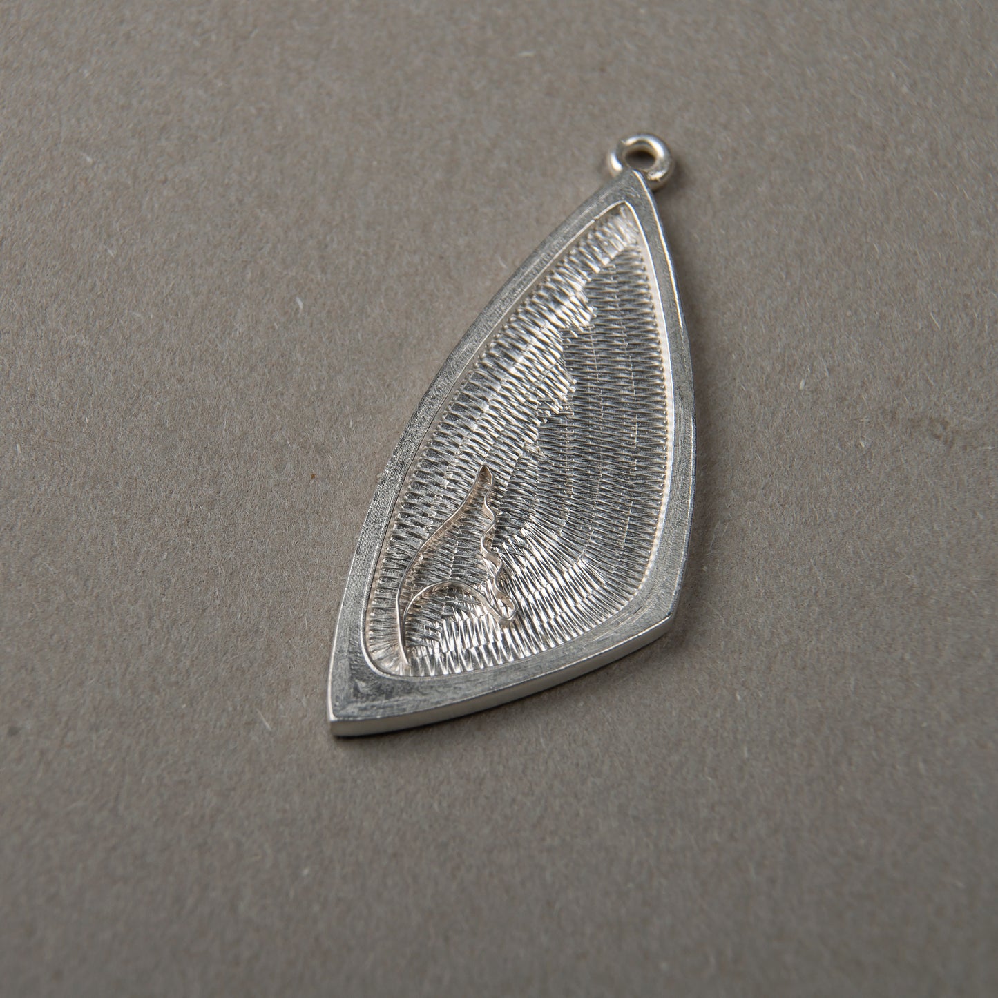 Triangle Sterling Silver 33x14 mm Blank For Enamelling, No Need To Add Foil Or Counter Enamel, 925 Form With Eyelet For Cloisonne Works