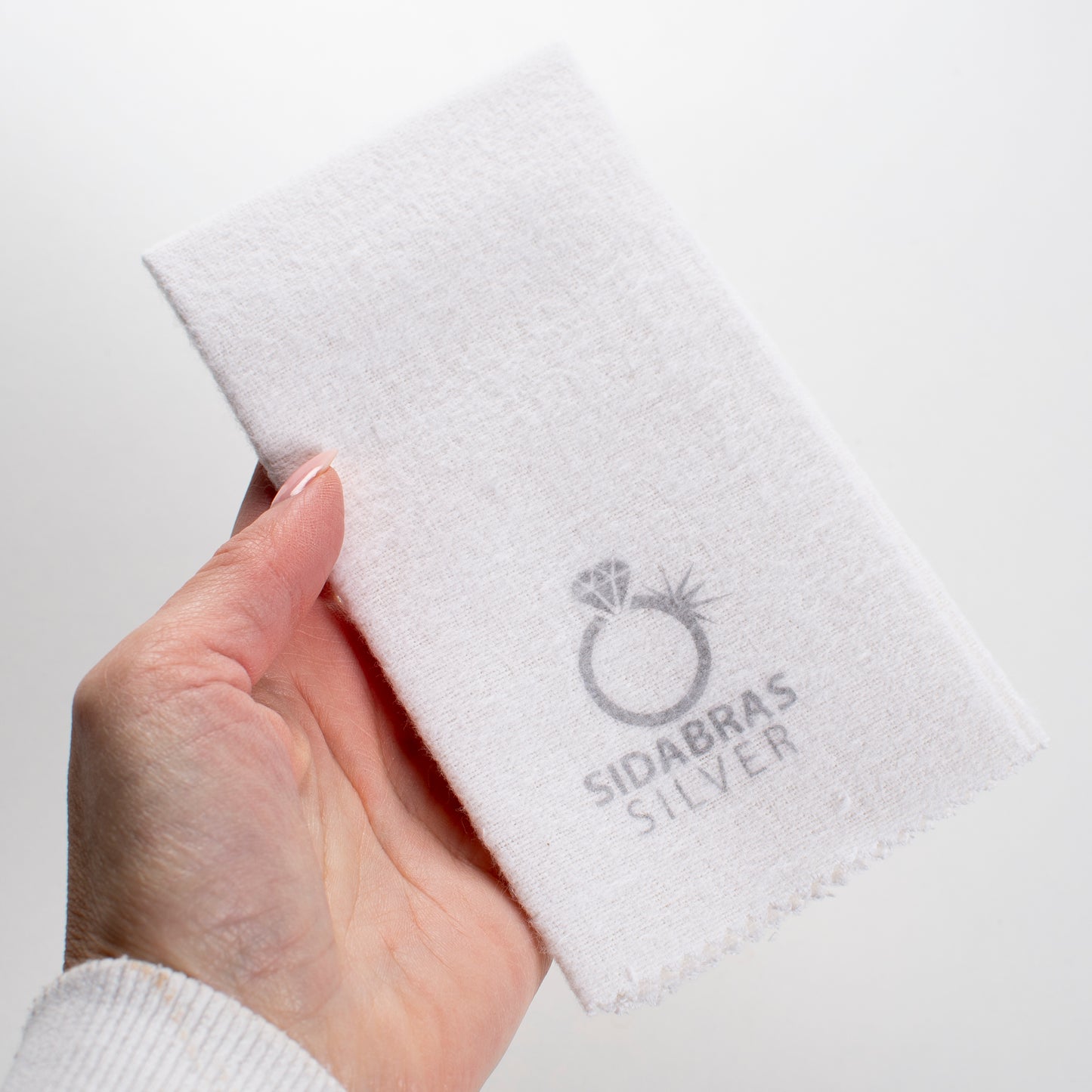 Jewelry Cleaning and Polishing Cloth: Professional-Grade Silver Care